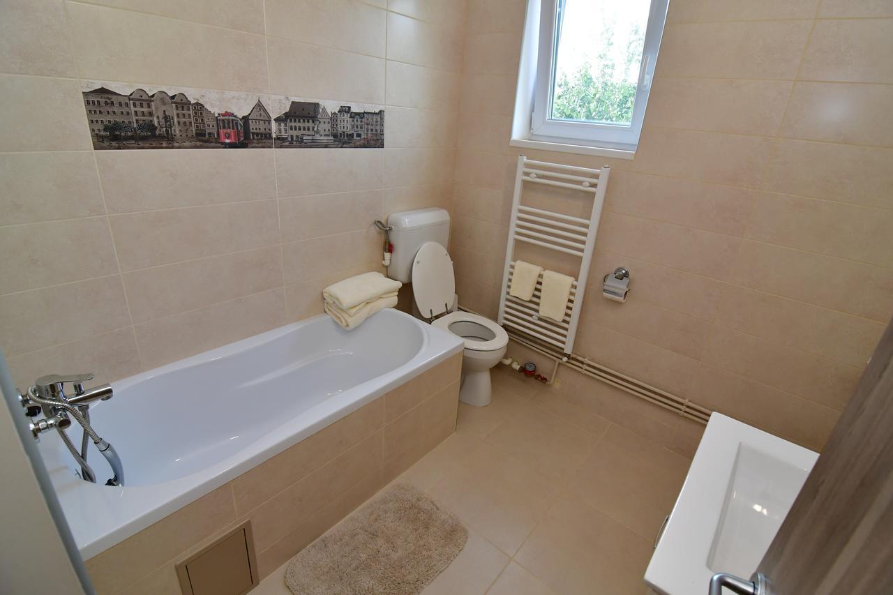 City Premium Apartments Timisoara Ngoại thất bức ảnh